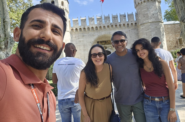 Private Istanbul Tours & Airport Transfers/About Us