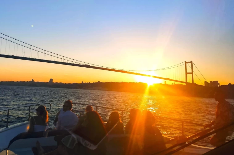 Bosphorus Sunset Cruise Experience